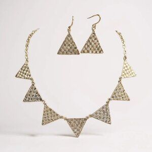 Hammered Connected flat Triangle Silver Tone Drop Necklace Earring Set